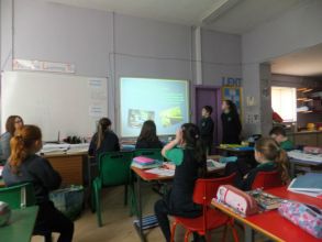 KS2 World Around Us - PowerPoint Presentations